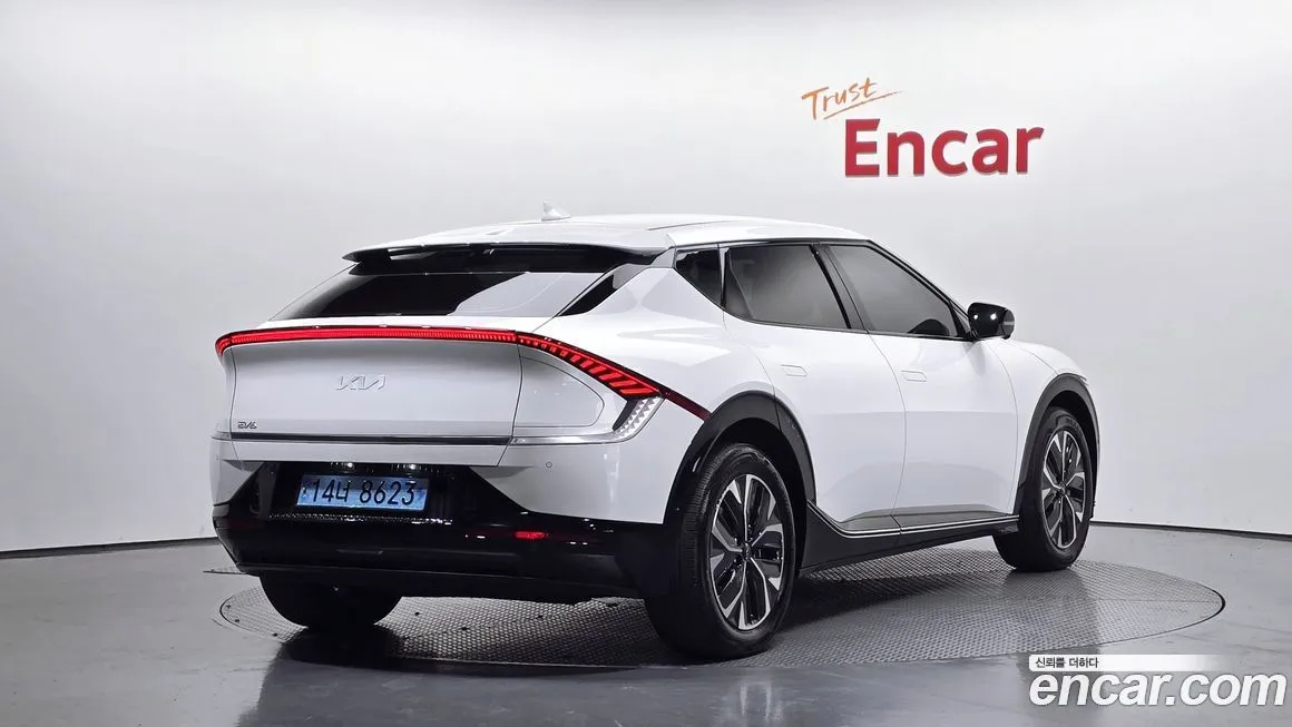 Kia EV6 — фото 2