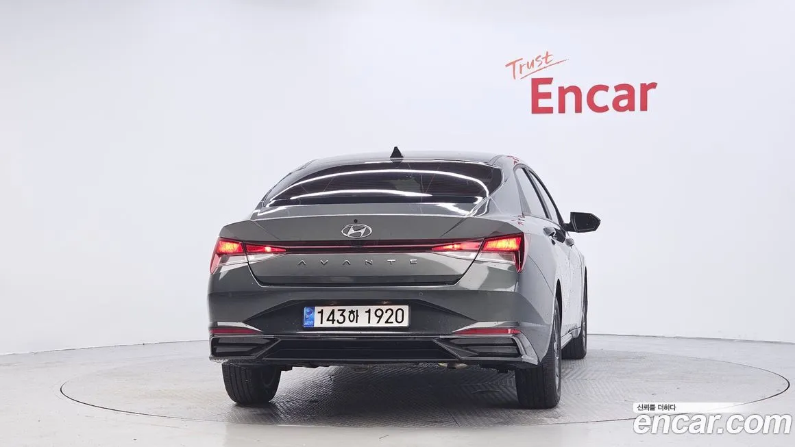 Hyundai AVANTE — фото 4