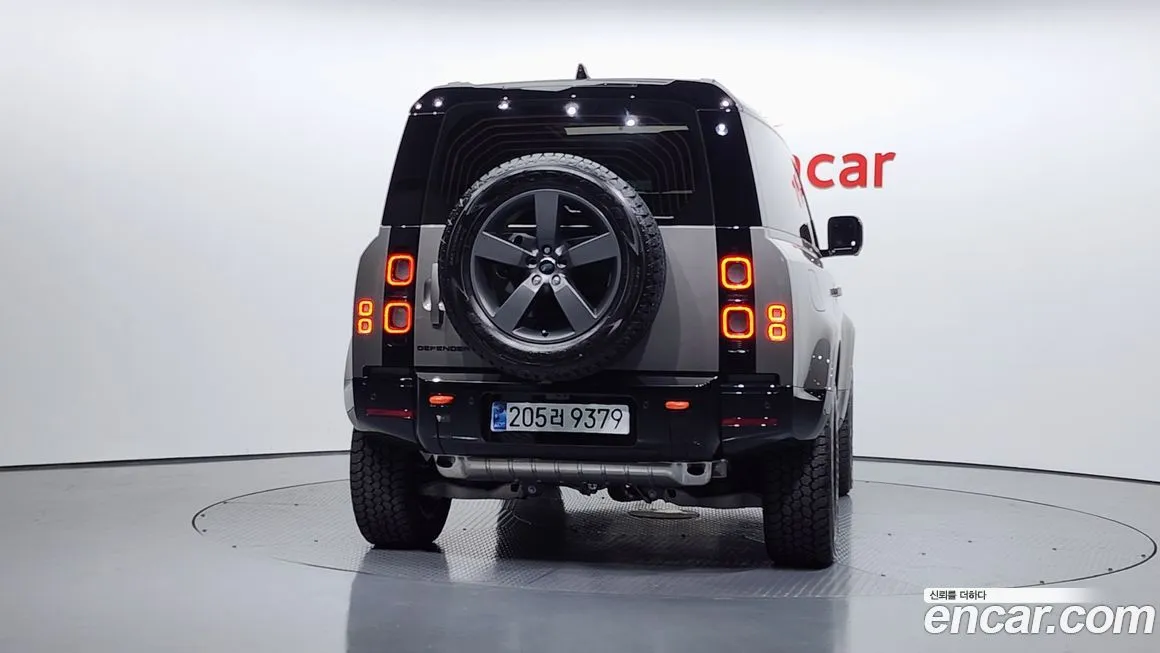 Land Rover Defender 2024 из KR, фото 4