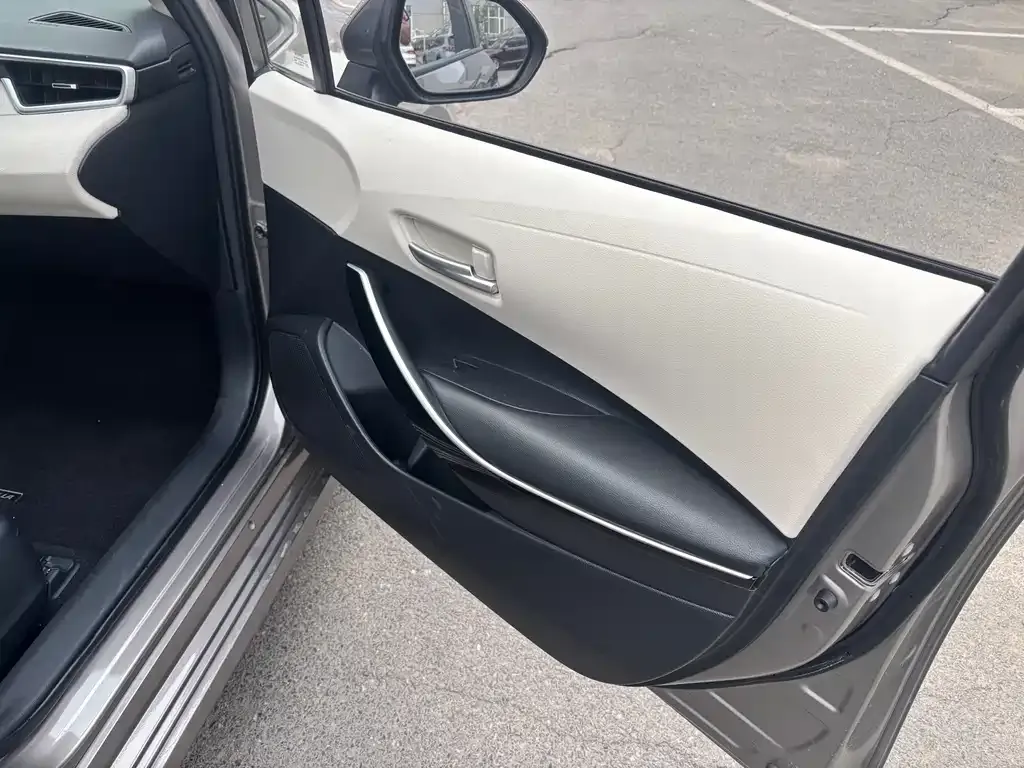 Toyota Corolla 2021 из CN, фото 9