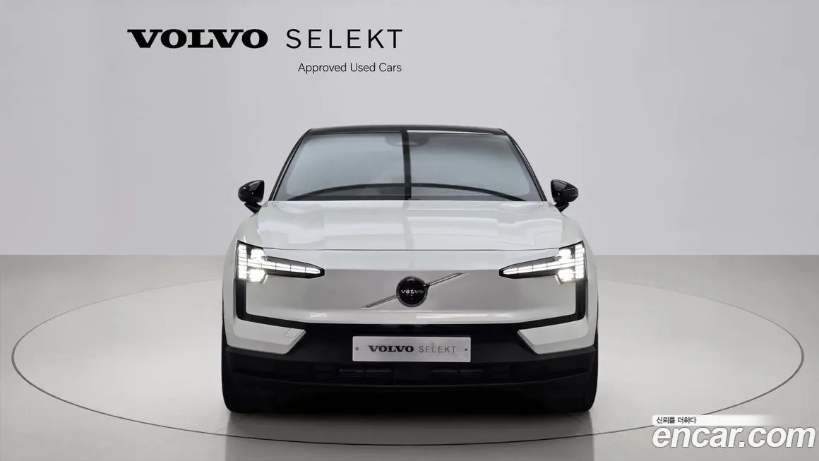 Volvo EX30 2024 из KR, фото 3