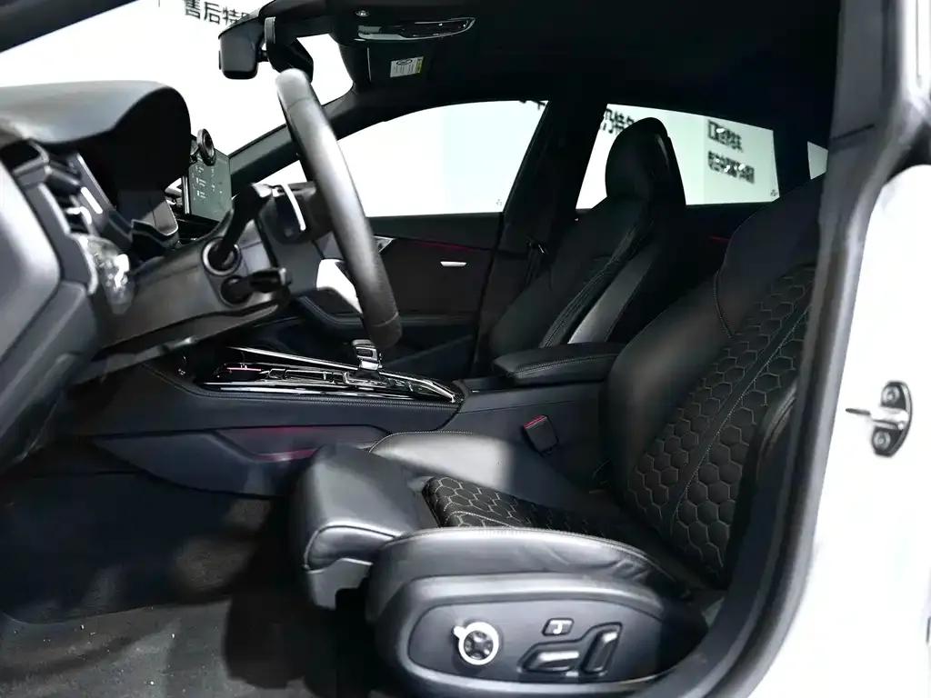 Audi RS 5 2022 из CN, фото 7