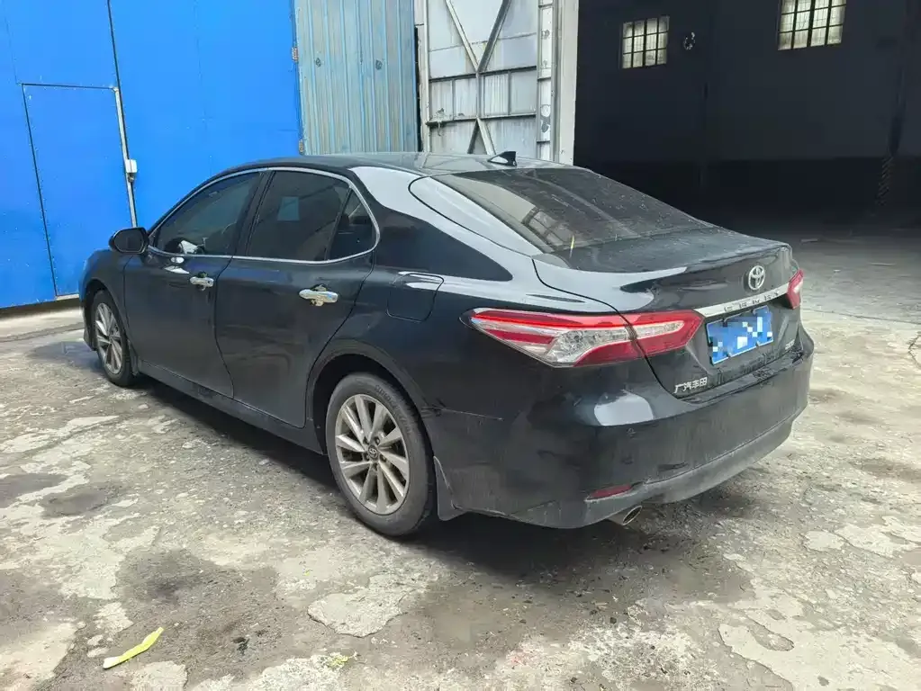 Toyota Camry 2022 из CN, фото 10