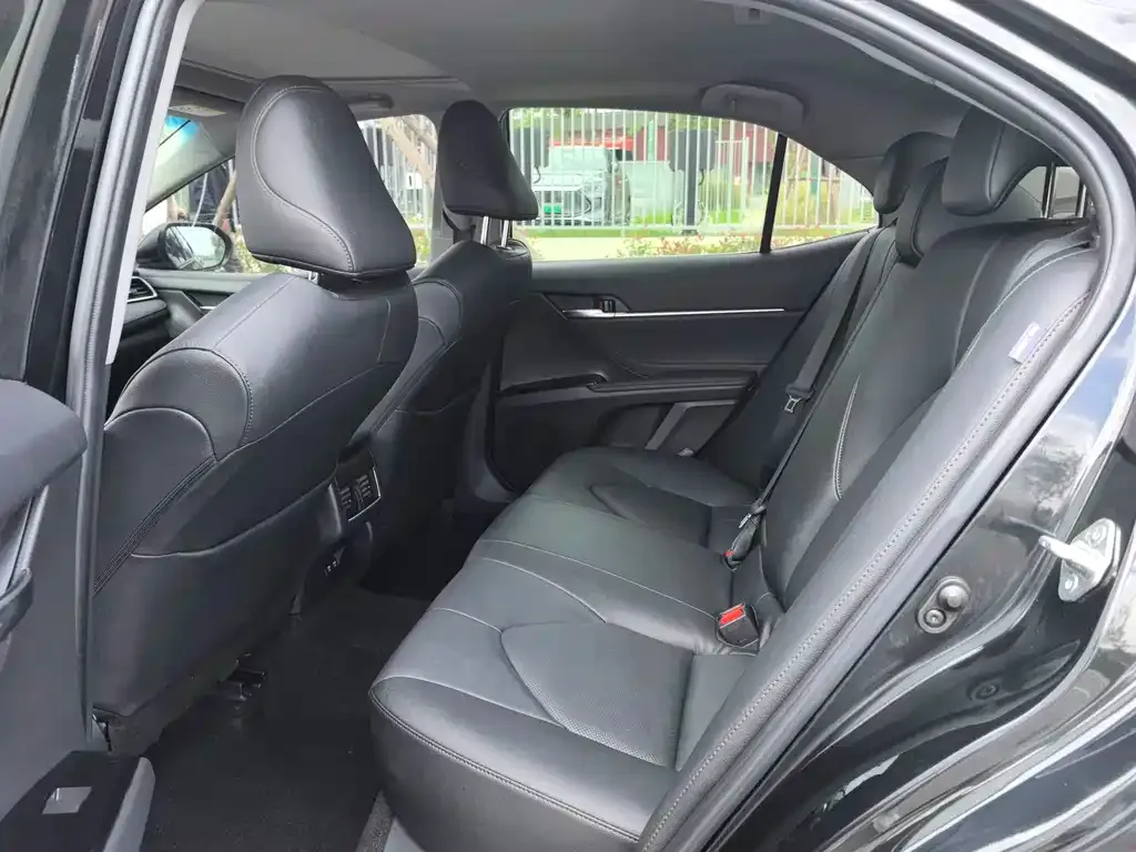 Toyota Camry 2022 из CN, фото 7