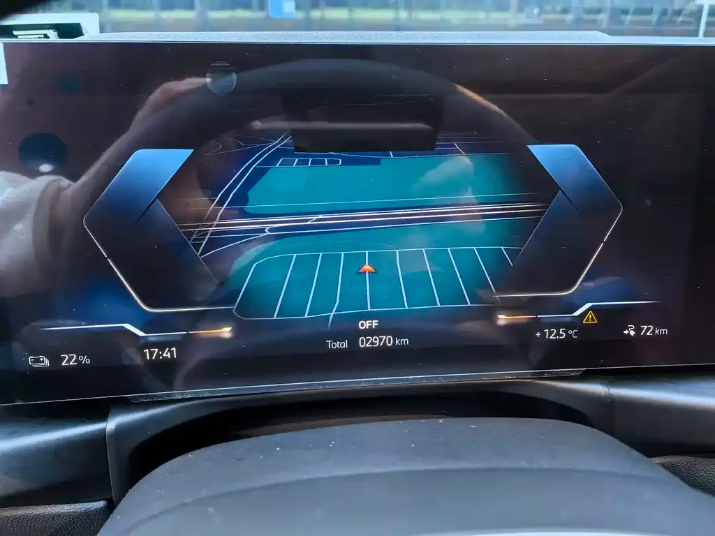 BMW i3 2024 из CN, фото 9