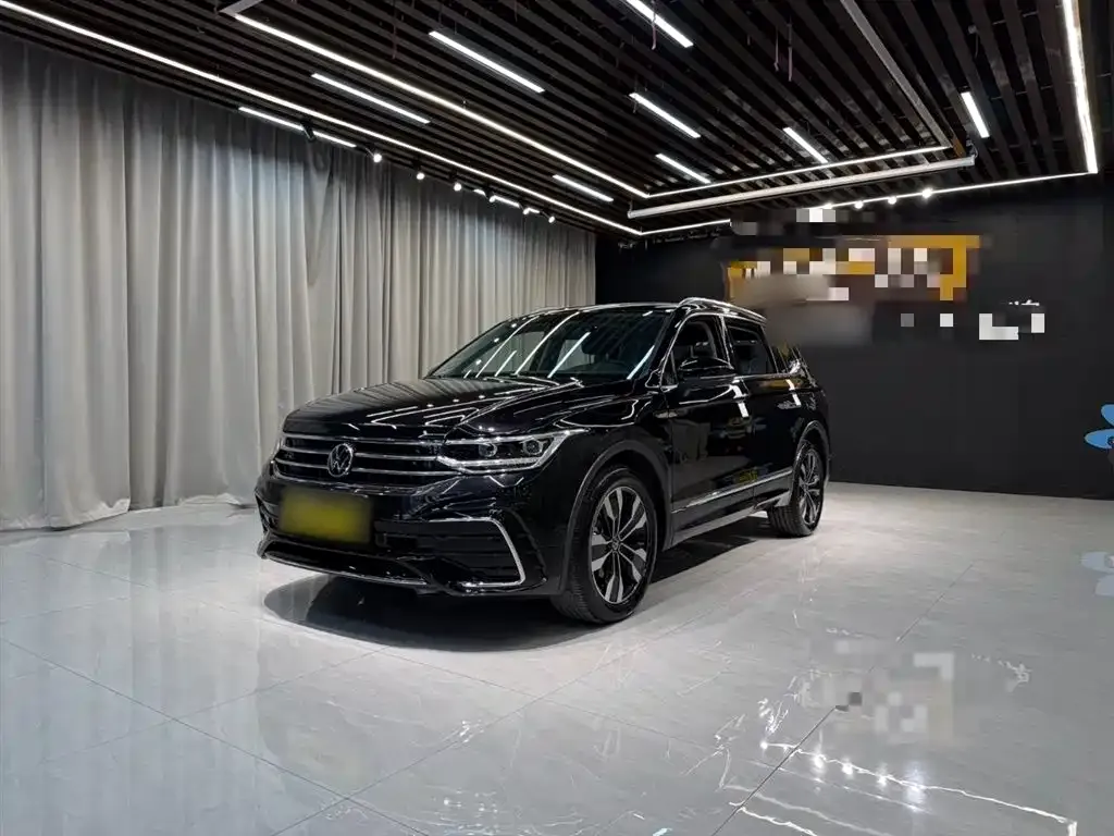 Volkswagen Tiguan L 2022 из CN, фото 1