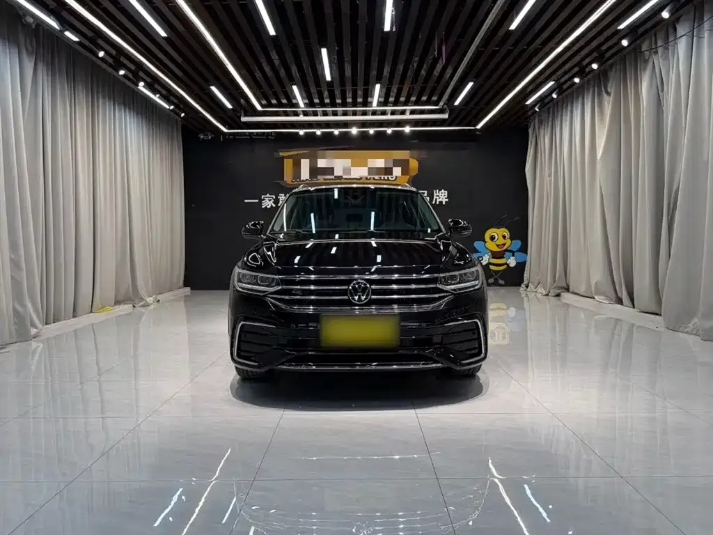 Volkswagen Tiguan L 2022 из CN, фото 3