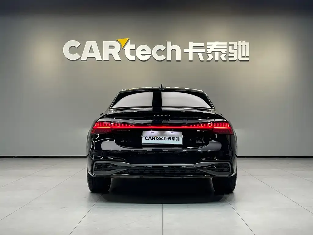Audi A7L 2024 из CN, фото 5