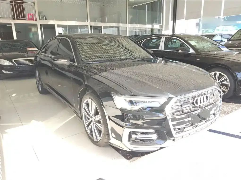 Audi A6L 2025 из CN, фото 4