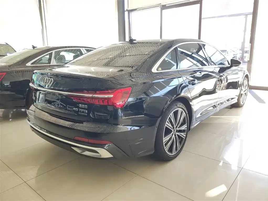 Audi A6L 2025 из CN, фото 7