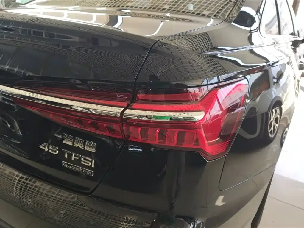 Audi A6L 2025 из CN, фото 8