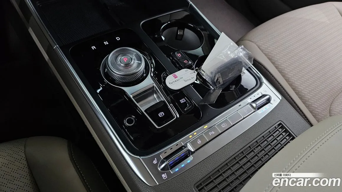 Kia Carnival — фото 9