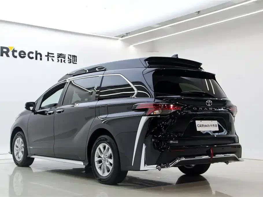 Toyota Granvia 2025 из CN, фото 6