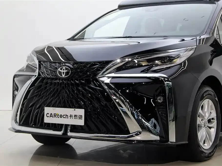 Toyota Granvia 2025 из CN, фото 8