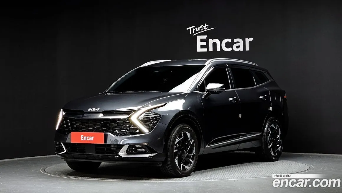 Kia Sportage — фото 1