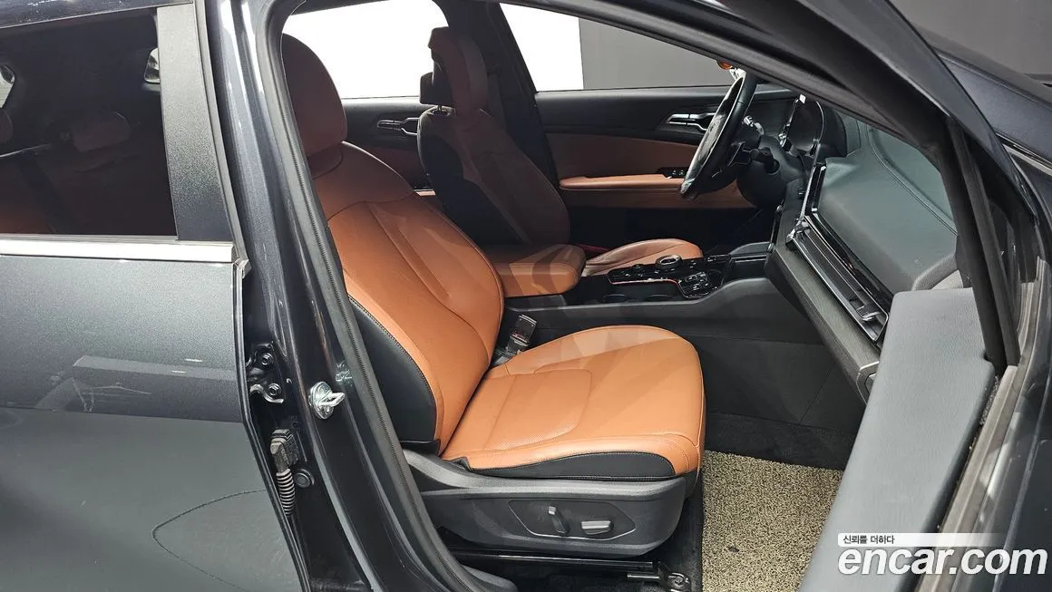 Kia Sportage — фото 10