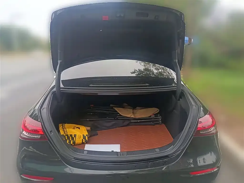 Mercedes-Benz E-Class 2022 из CN, фото 10