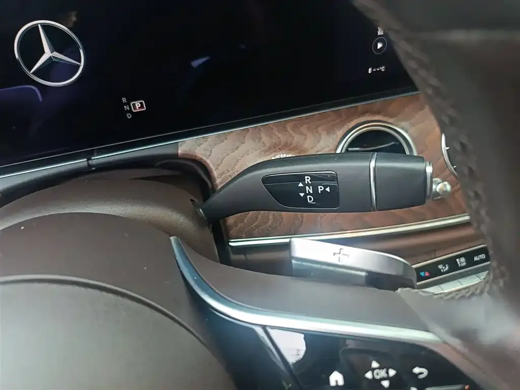 Mercedes-Benz E-Class 2022 из CN, фото 7