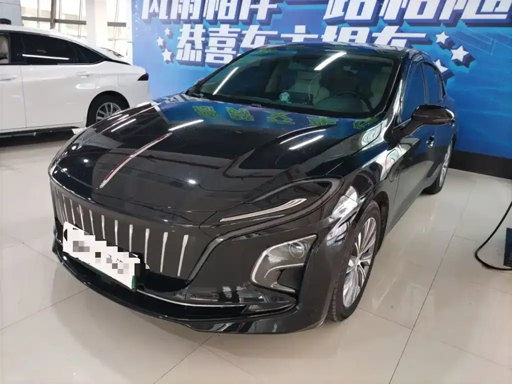 Hongqi E-QM5 2023 из CN, фото 1