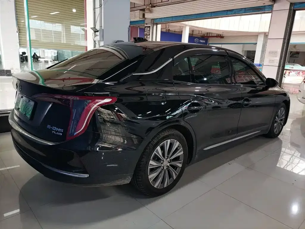 Hongqi E-QM5 2023 из CN, фото 7