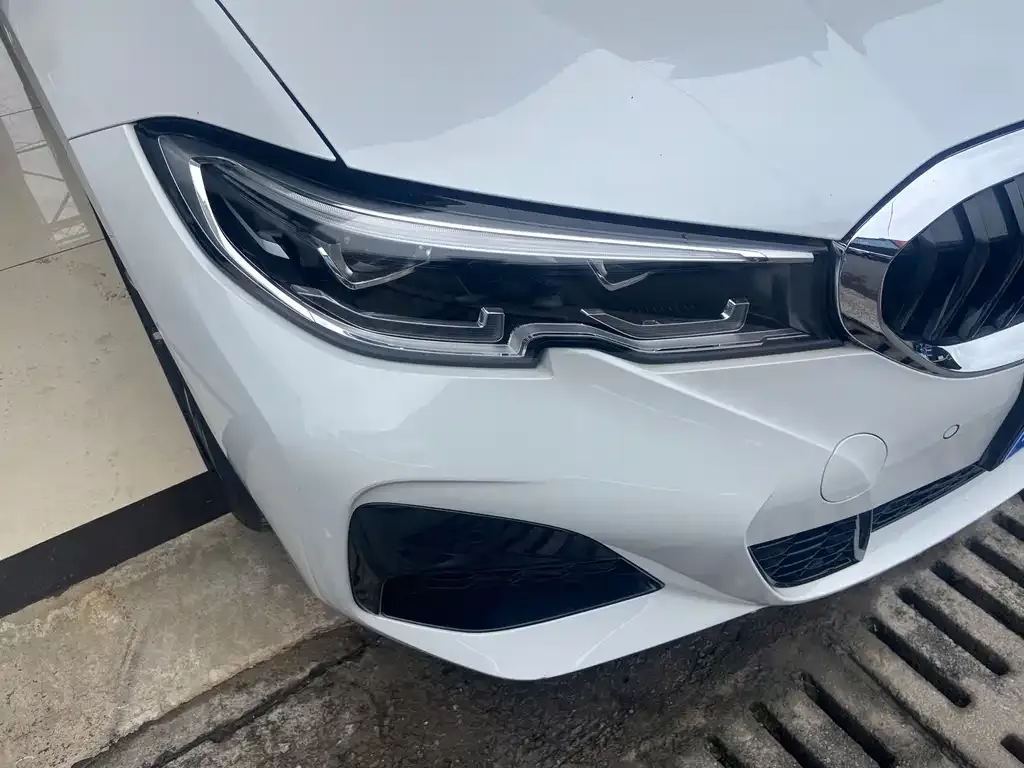 BMW 3 Series 2021 из CN, фото 3