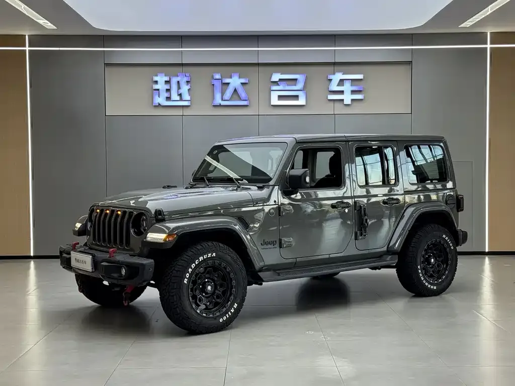 Jeep Wrangler 2023 из CN, фото 1