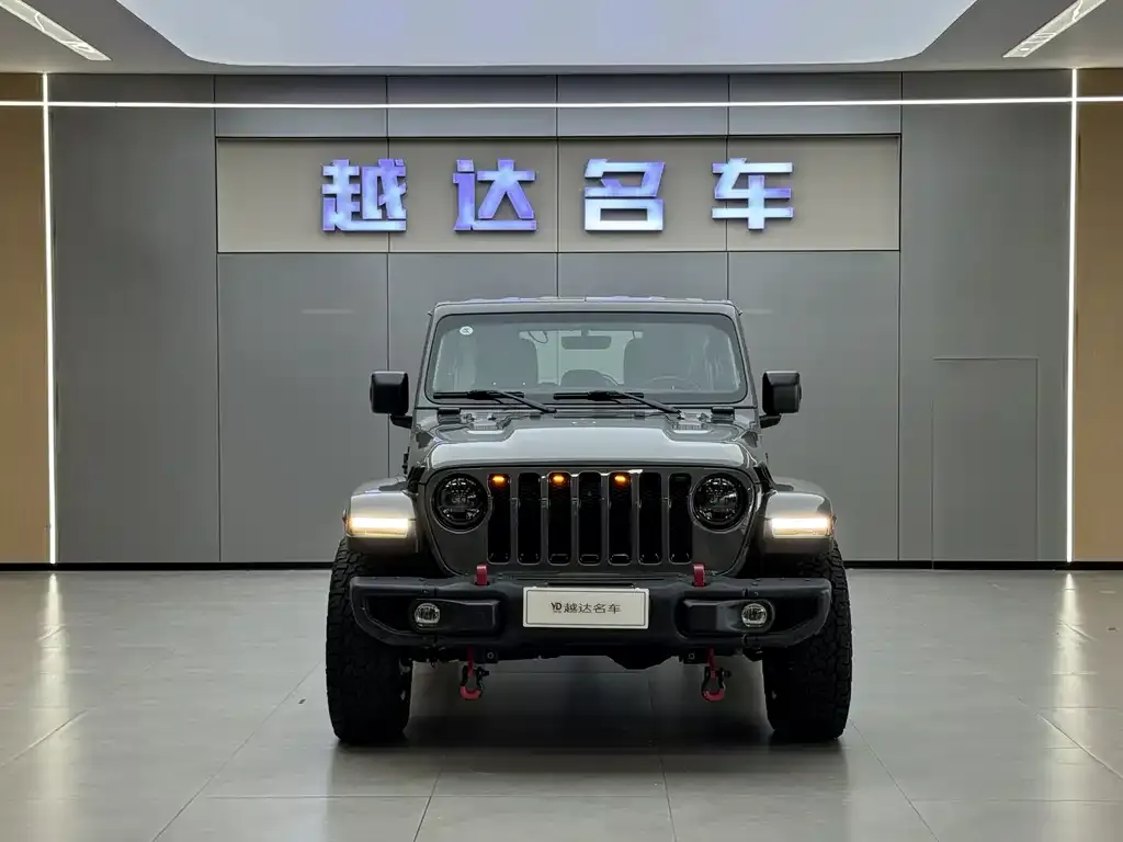 Jeep Wrangler 2023 из CN, фото 2