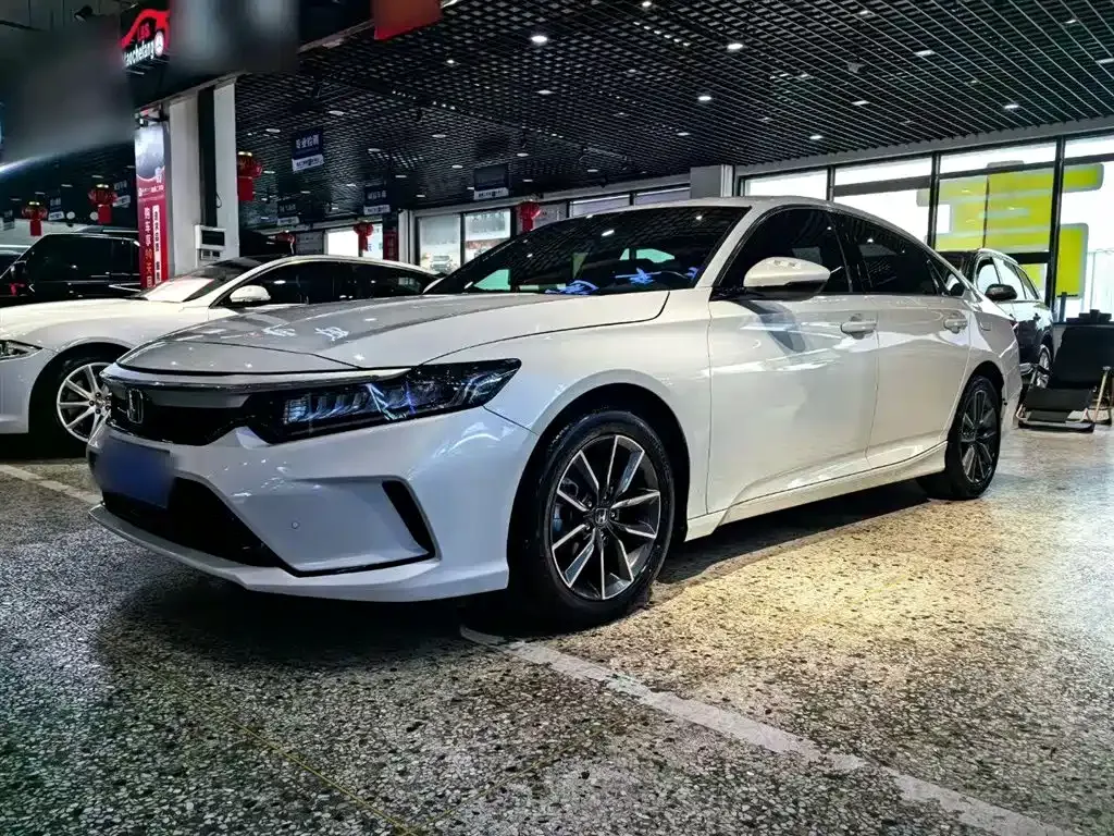 Honda Inspire 2022 из CN, фото 2