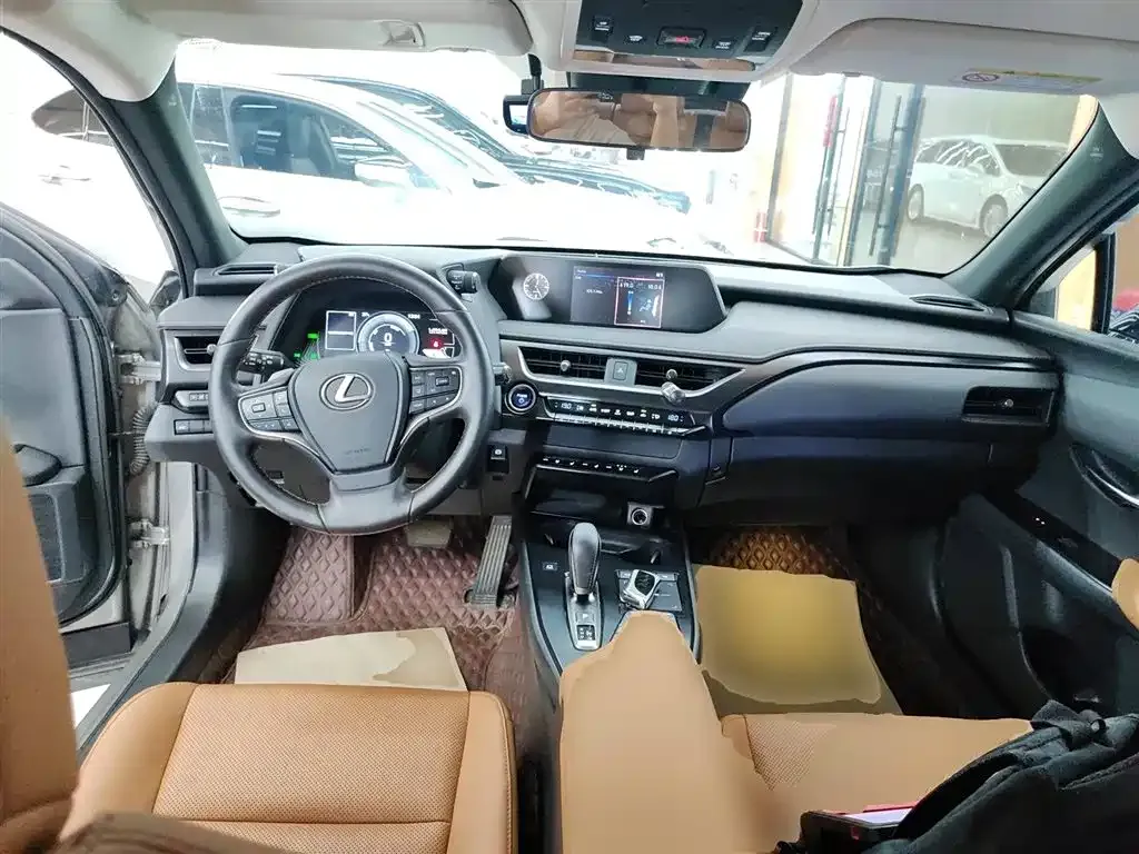 Lexus UX New Energy 2022 из CN, фото 10