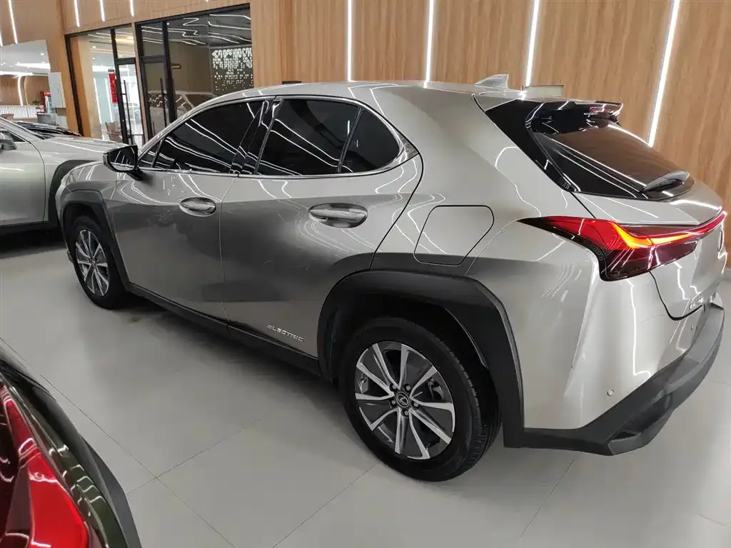 Lexus UX New Energy 2022 из CN, фото 5