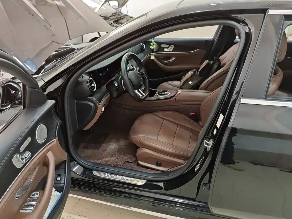 Mercedes-Benz E-Class 2023 из CN, фото 5