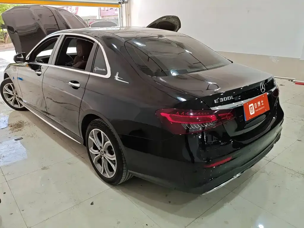 Mercedes-Benz E-Class 2023 из CN, фото 8