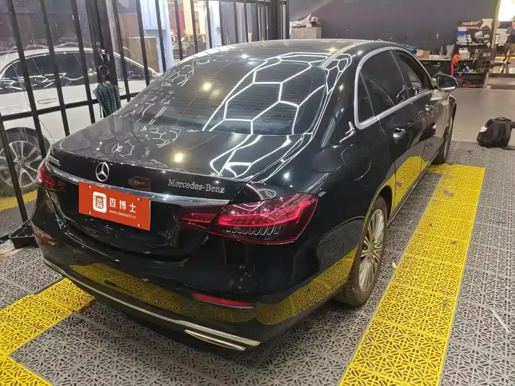 Mercedes-Benz E-Class 2023 из CN, фото 3