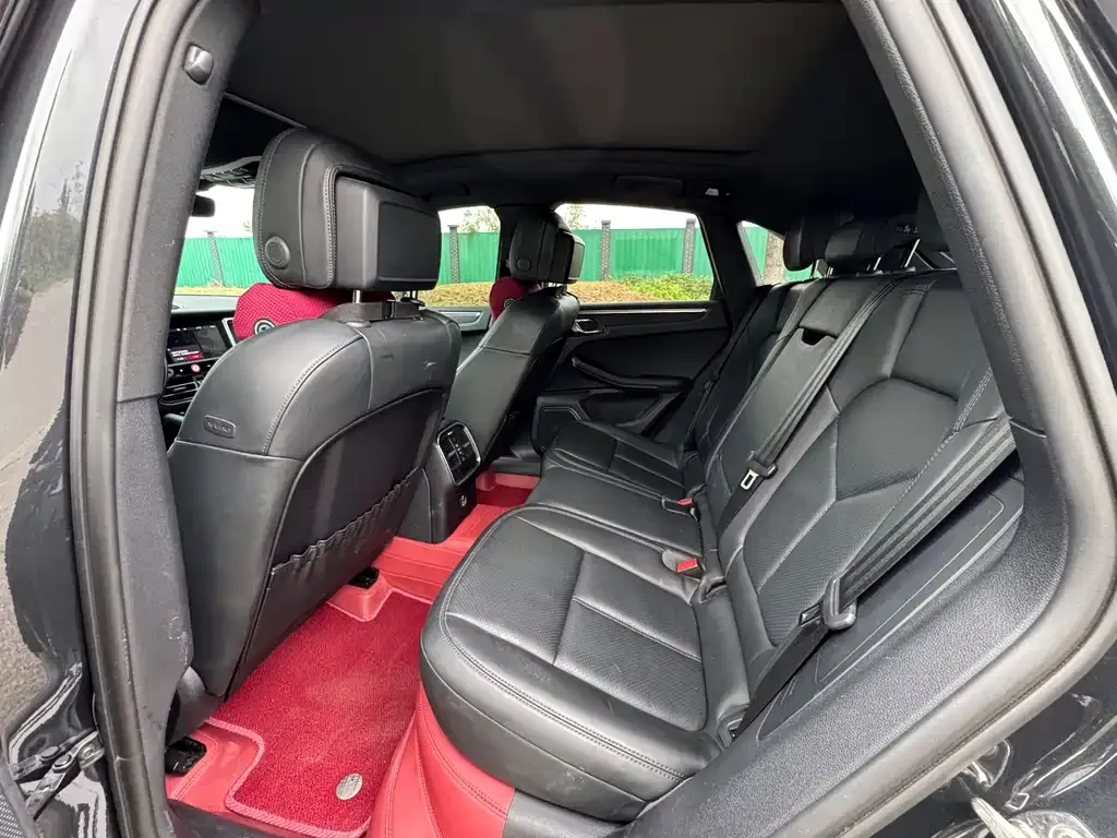 Porsche Macan 2023 из CN, фото 5