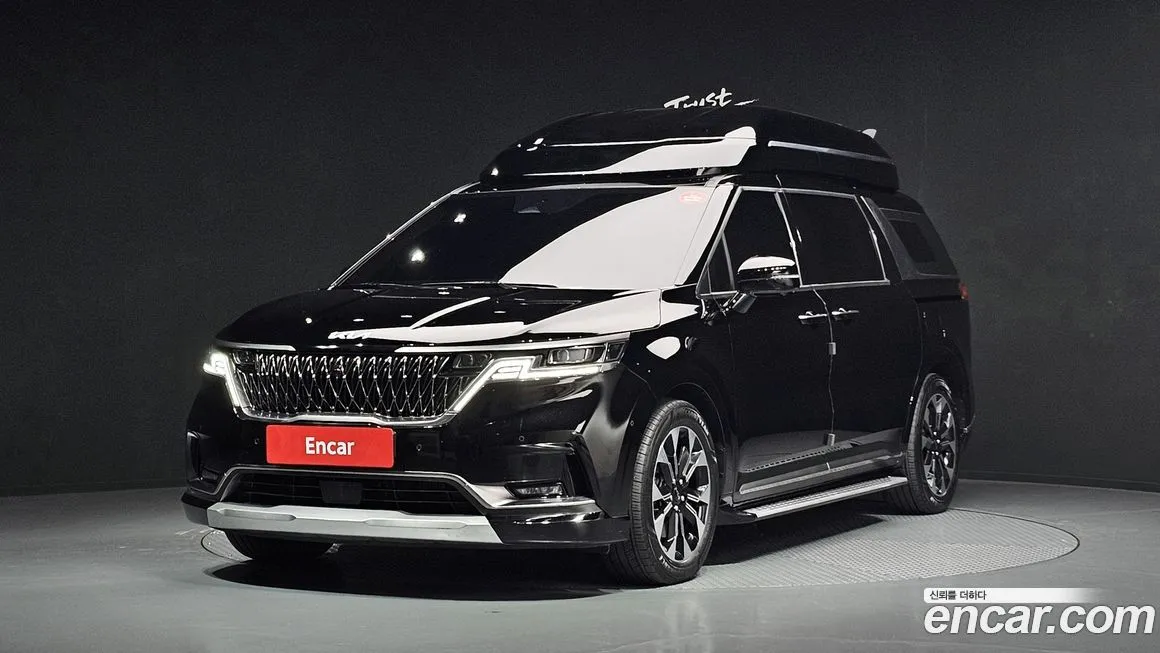 Kia Carnival — фото 1
