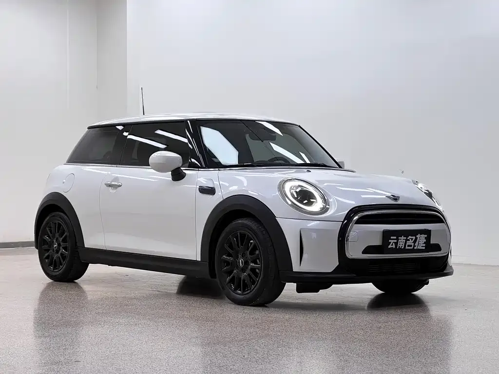 MINI Cooper (3-door) 2024 из CN, фото 3