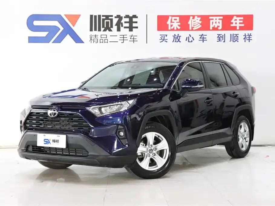 Toyota RAV4 2024 из CN, фото 1