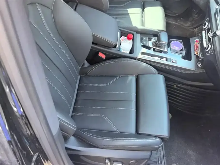 Audi Q5L 2023 из CN, фото 8