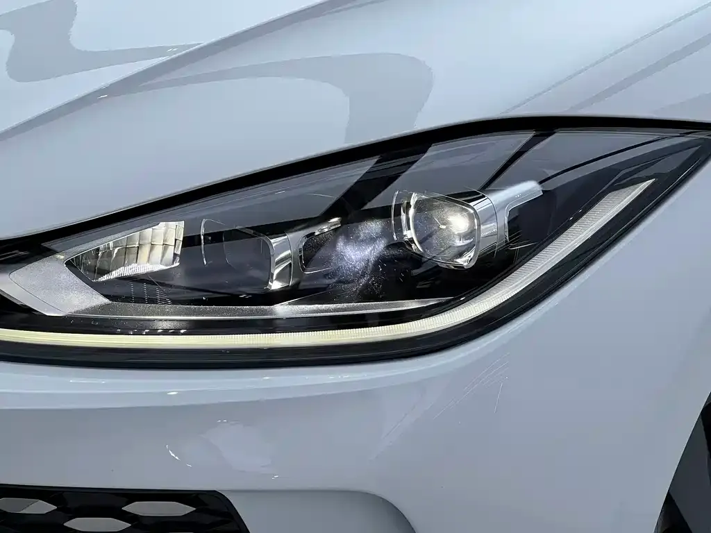 Volkswagen Lamando 2024 из CN, фото 4