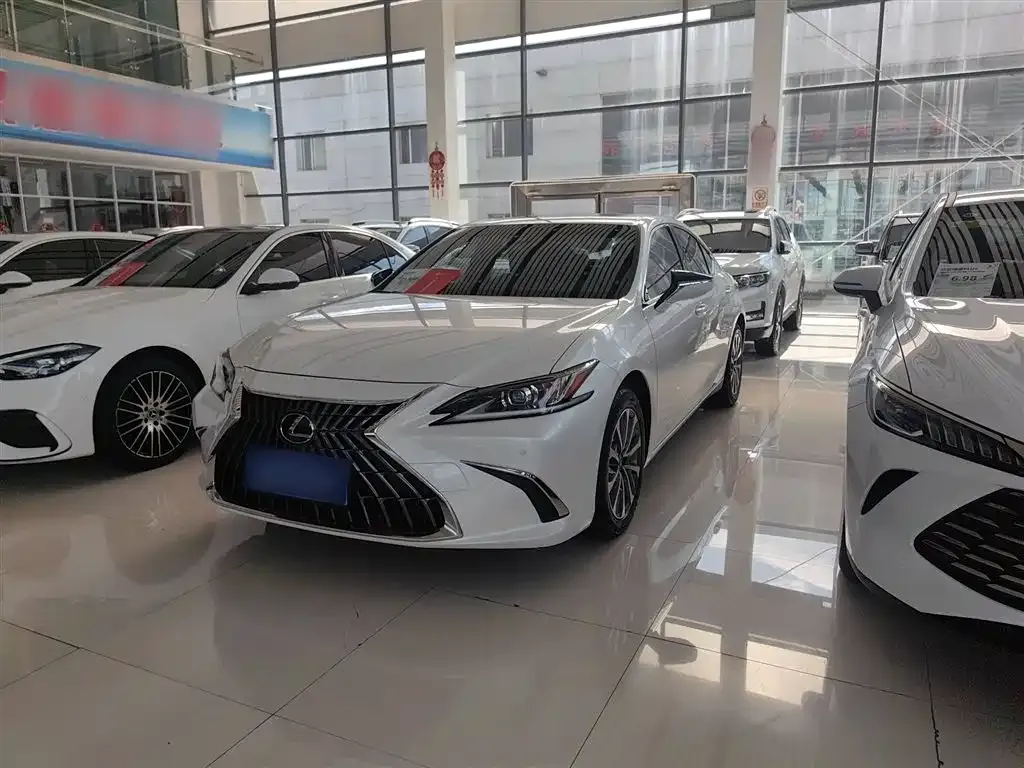 Lexus ES 2023 из CN, фото 10