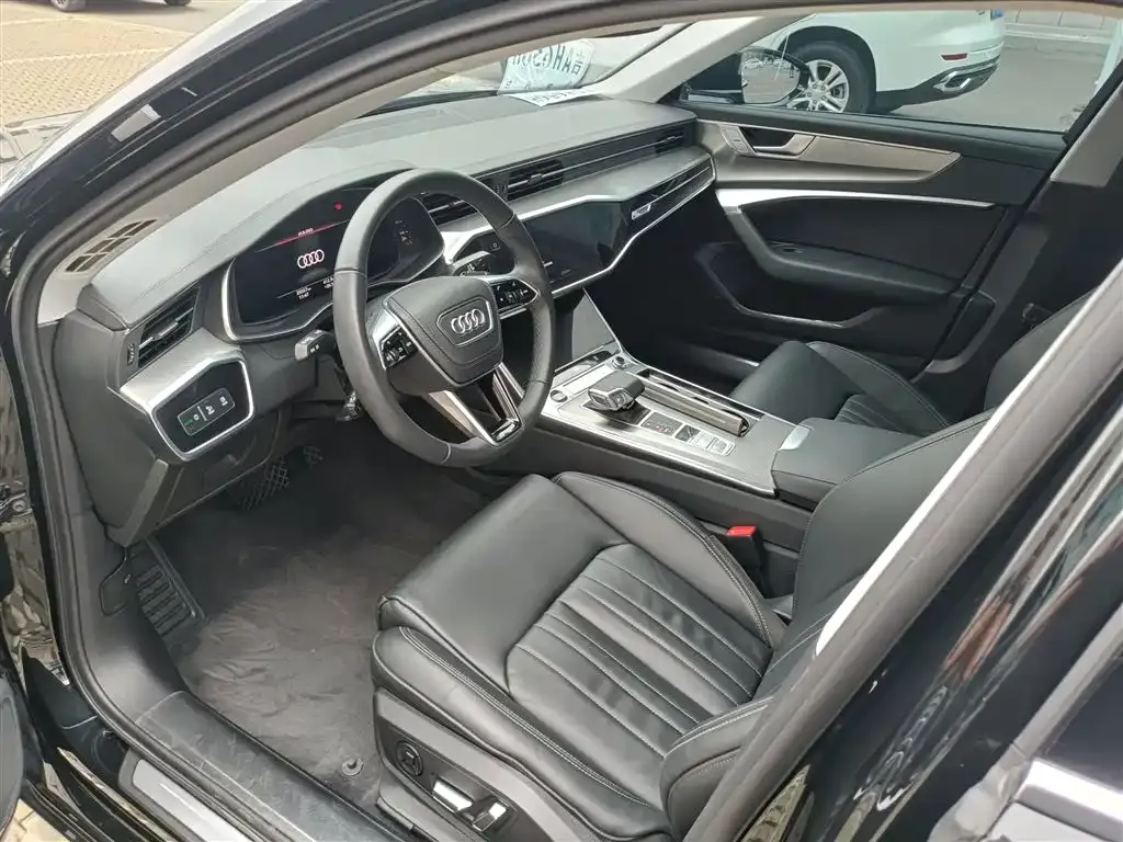 Audi A6L 2024 из CN, фото 10