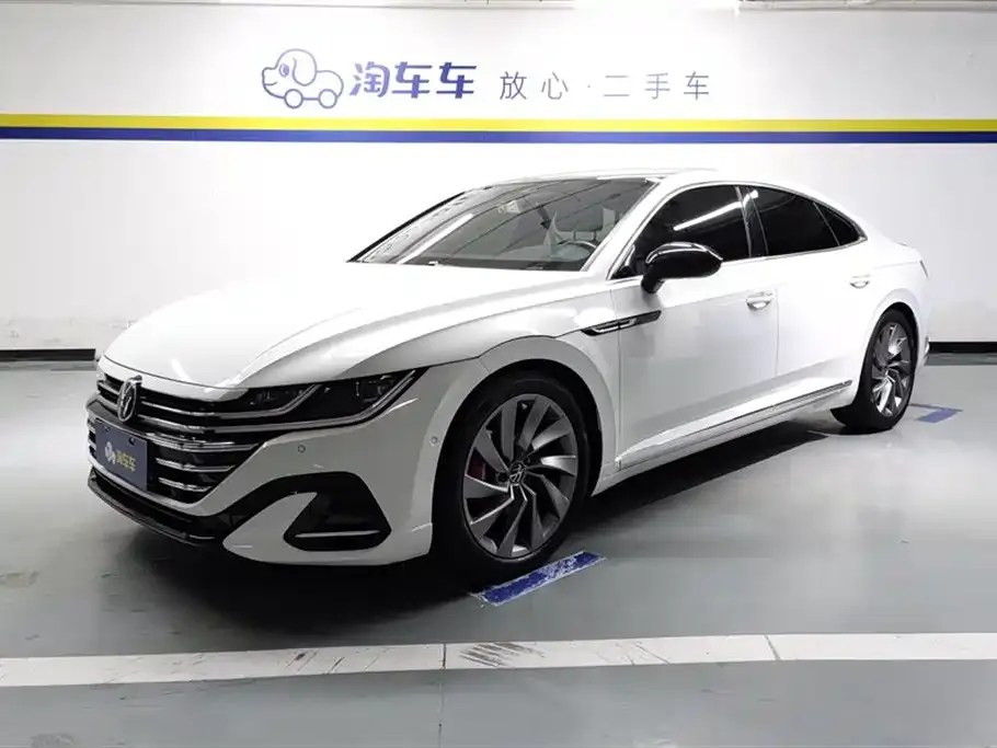 Volkswagen CC 2023 из CN, фото 1