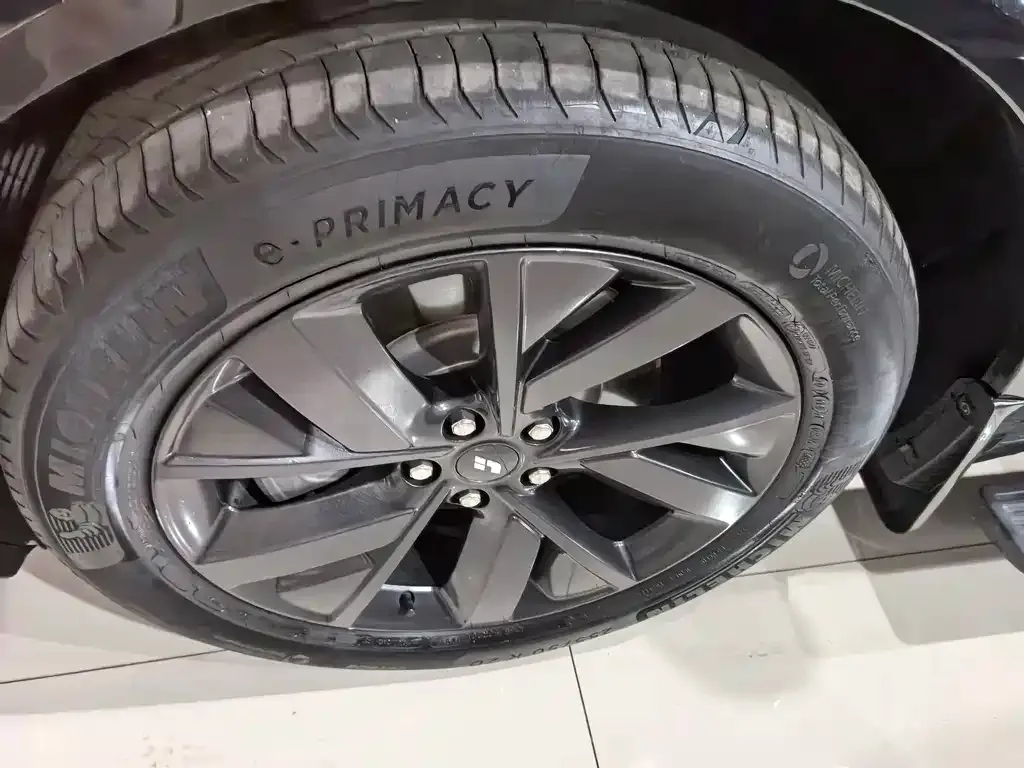 Li Auto L8 2023 из CN, фото 4
