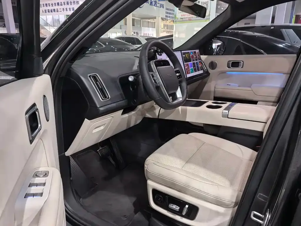 Li Auto L8 2023 из CN, фото 7