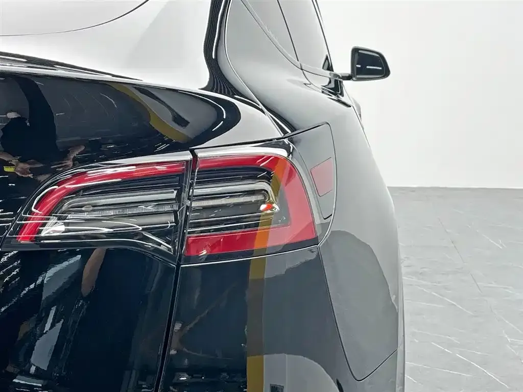Tesla Model Y 2022 из CN, фото 10