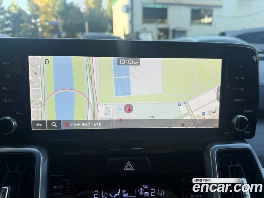 Kia Sorento — фото 10