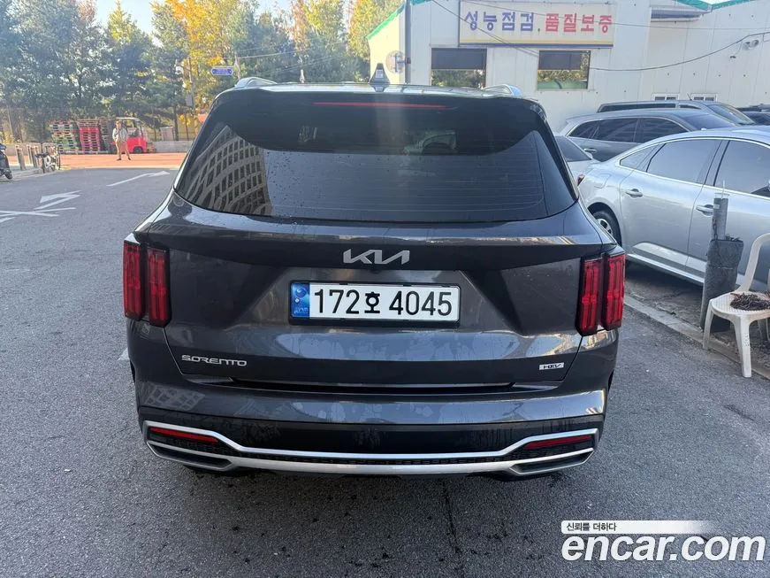 Kia Sorento — фото 4