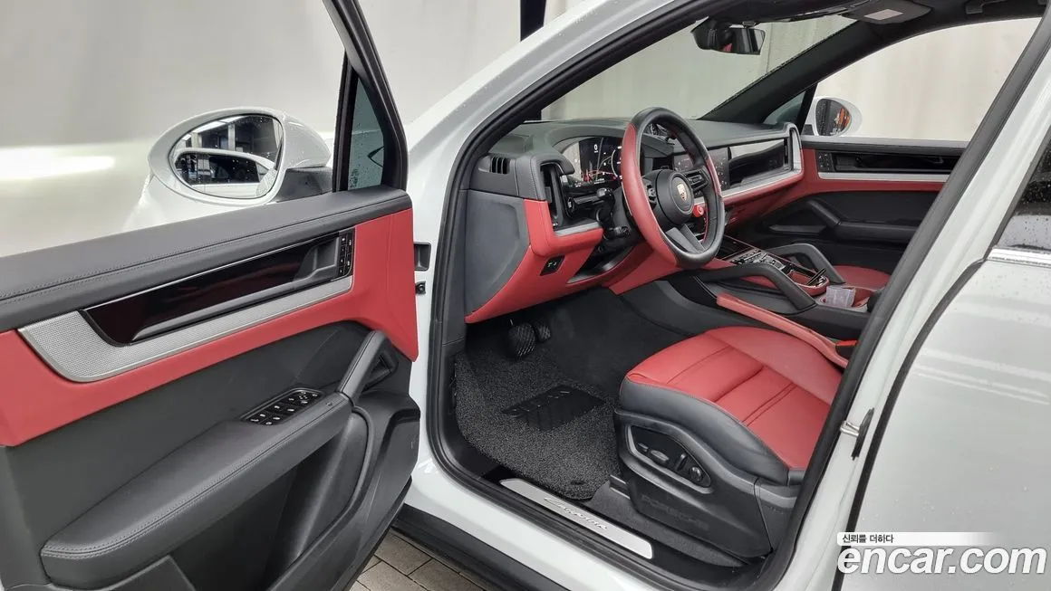Porsche Cayenne 2025 из KR, фото 10