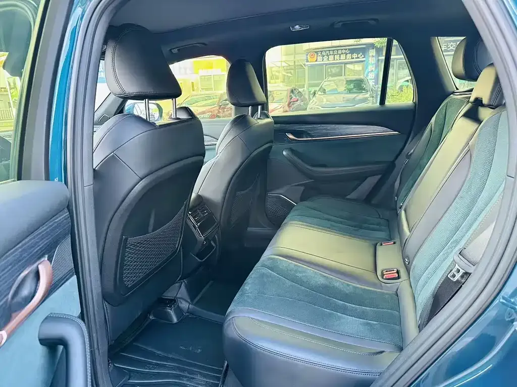 Geely Xingyue L 2022 из CN, фото 6
