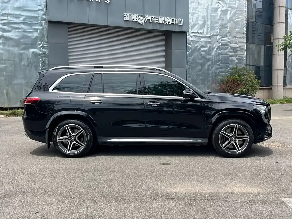 Mercedes-Benz GLS — фото 7